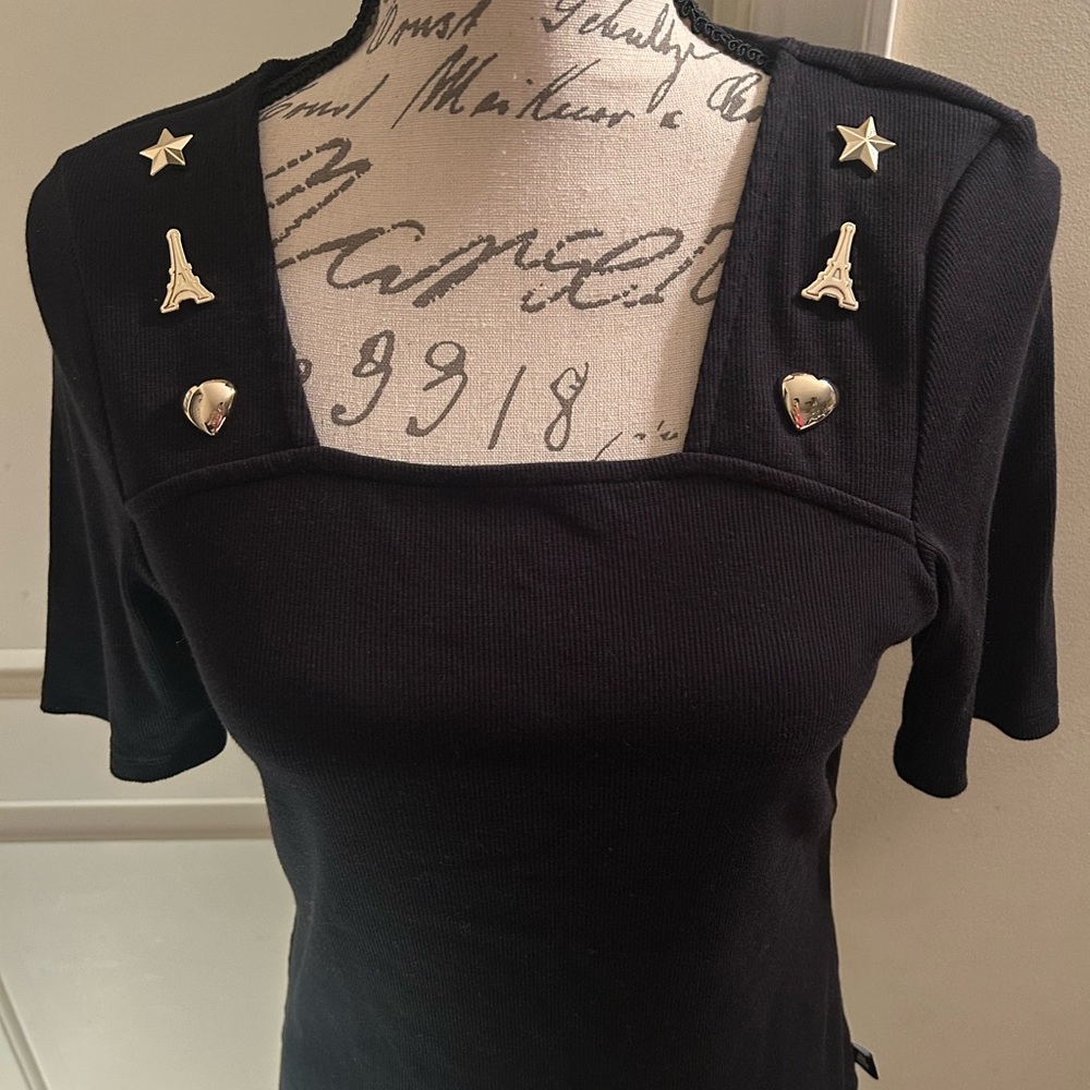 Karl Lagerfeld Black Square Neck Tee with Gold Button Details - Picture 3 of 6